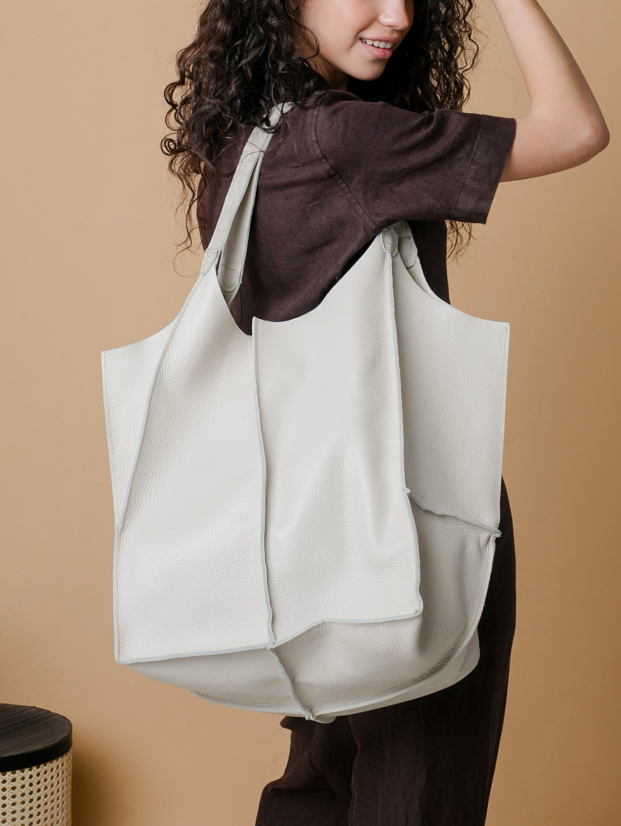 Oversized Tote in Beige Leather