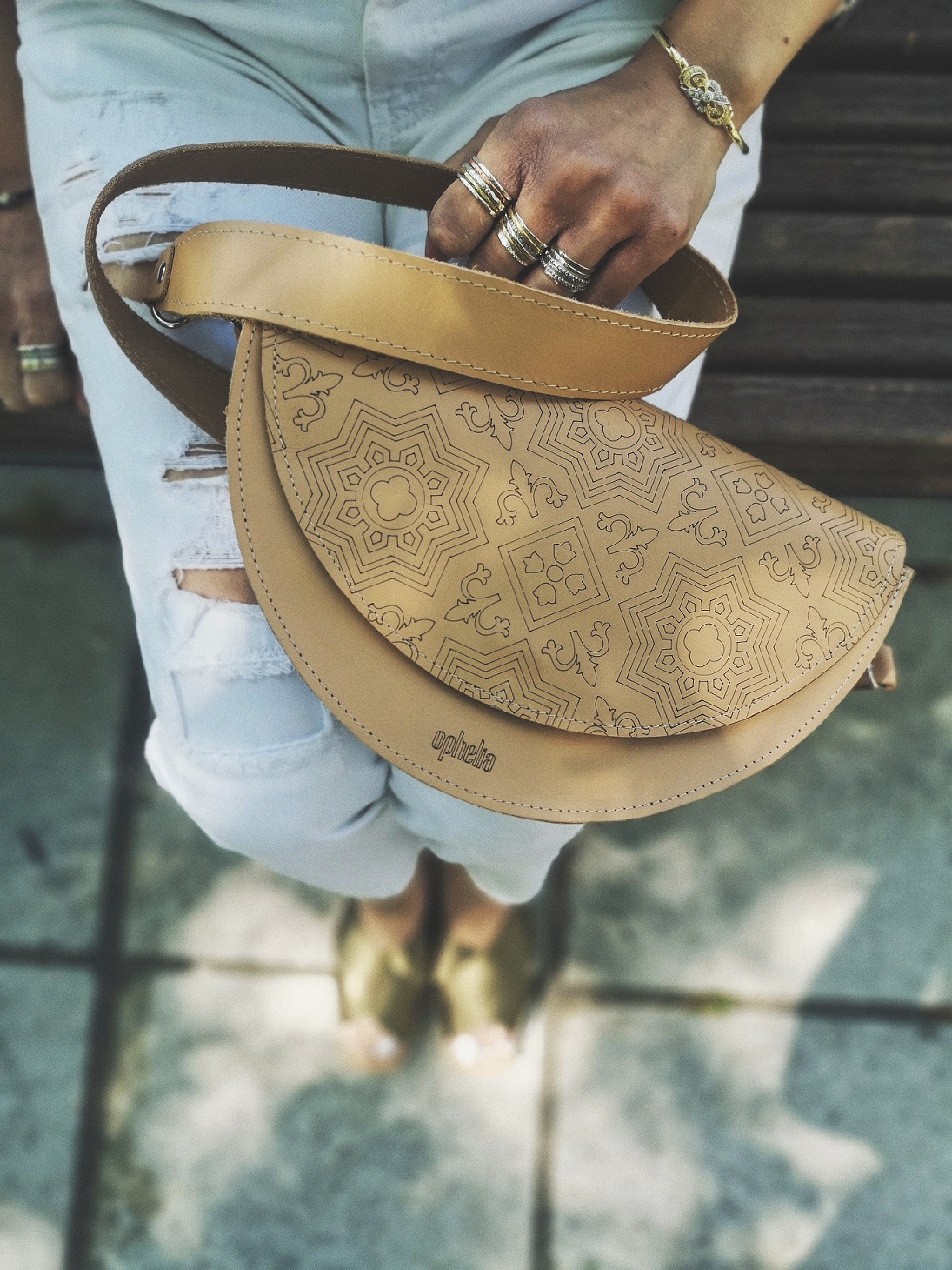 Half Circle Shoulder bag - Camel