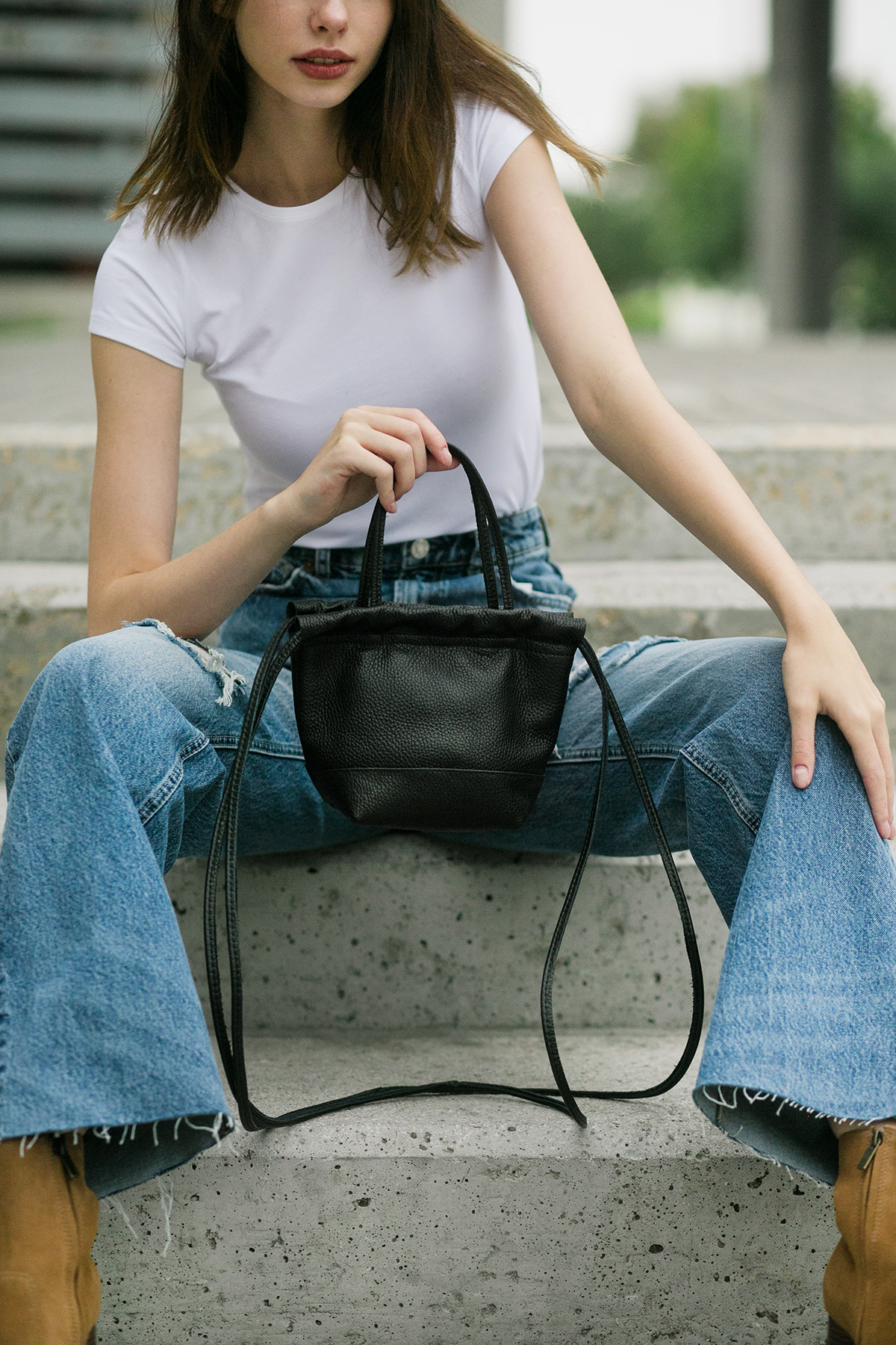 Bucket mini in Black Leather