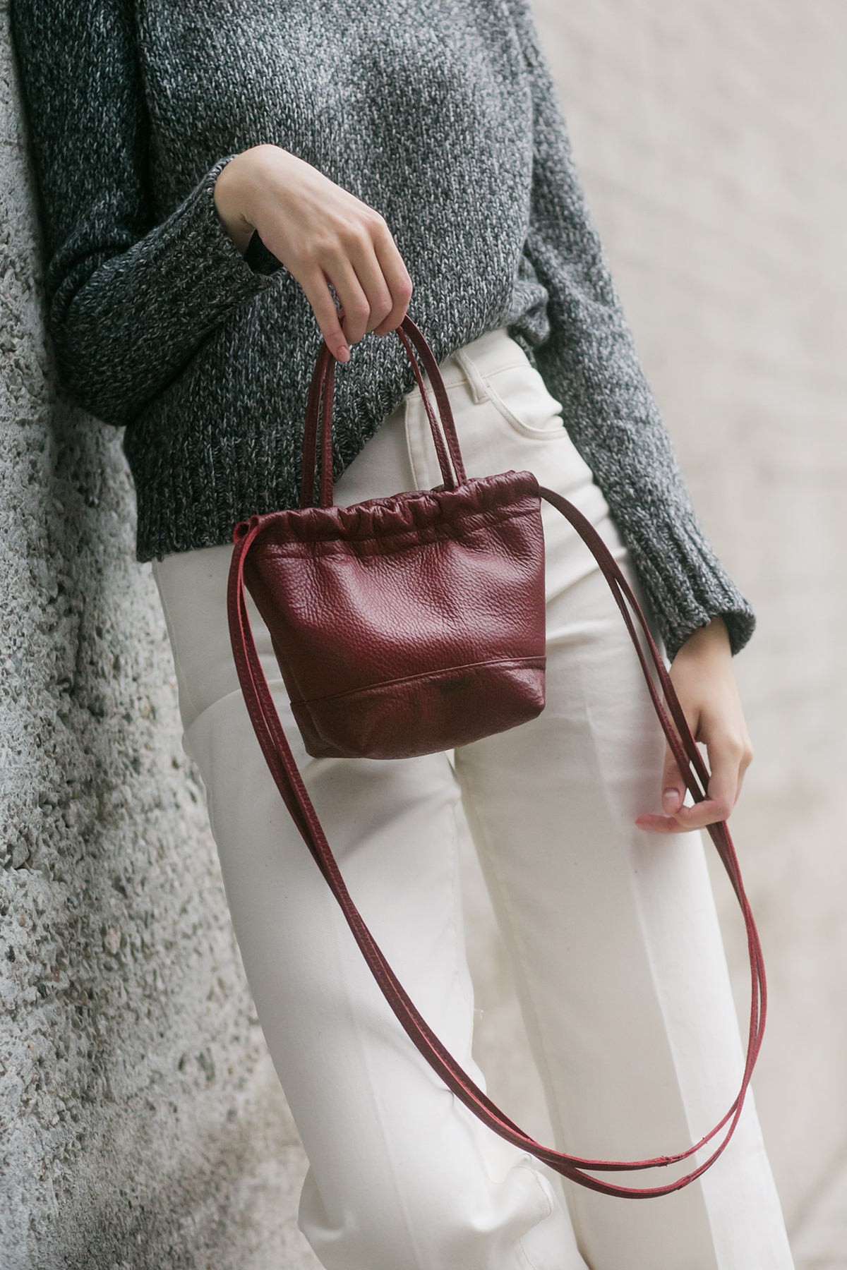 Bucket mini in Burgundy Leather