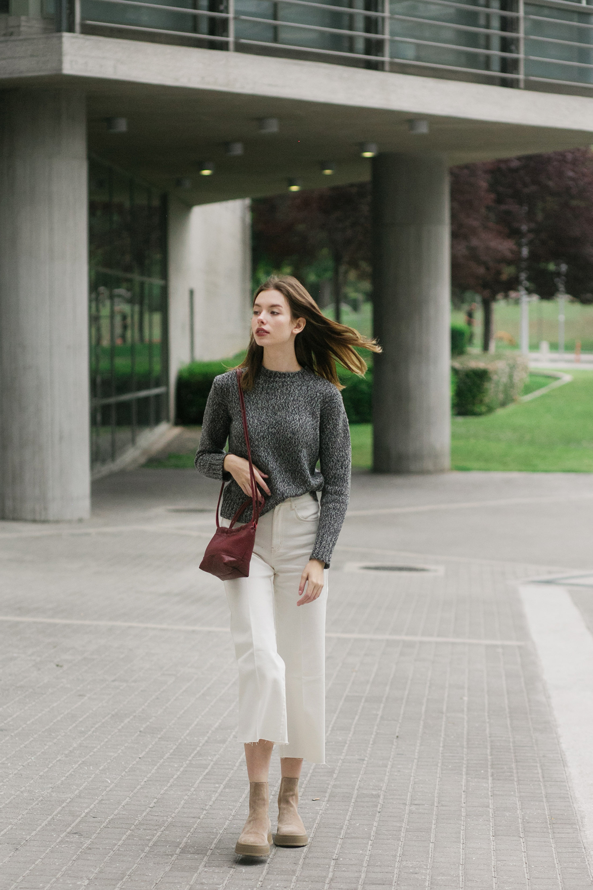 Bucket mini in Burgundy Leather