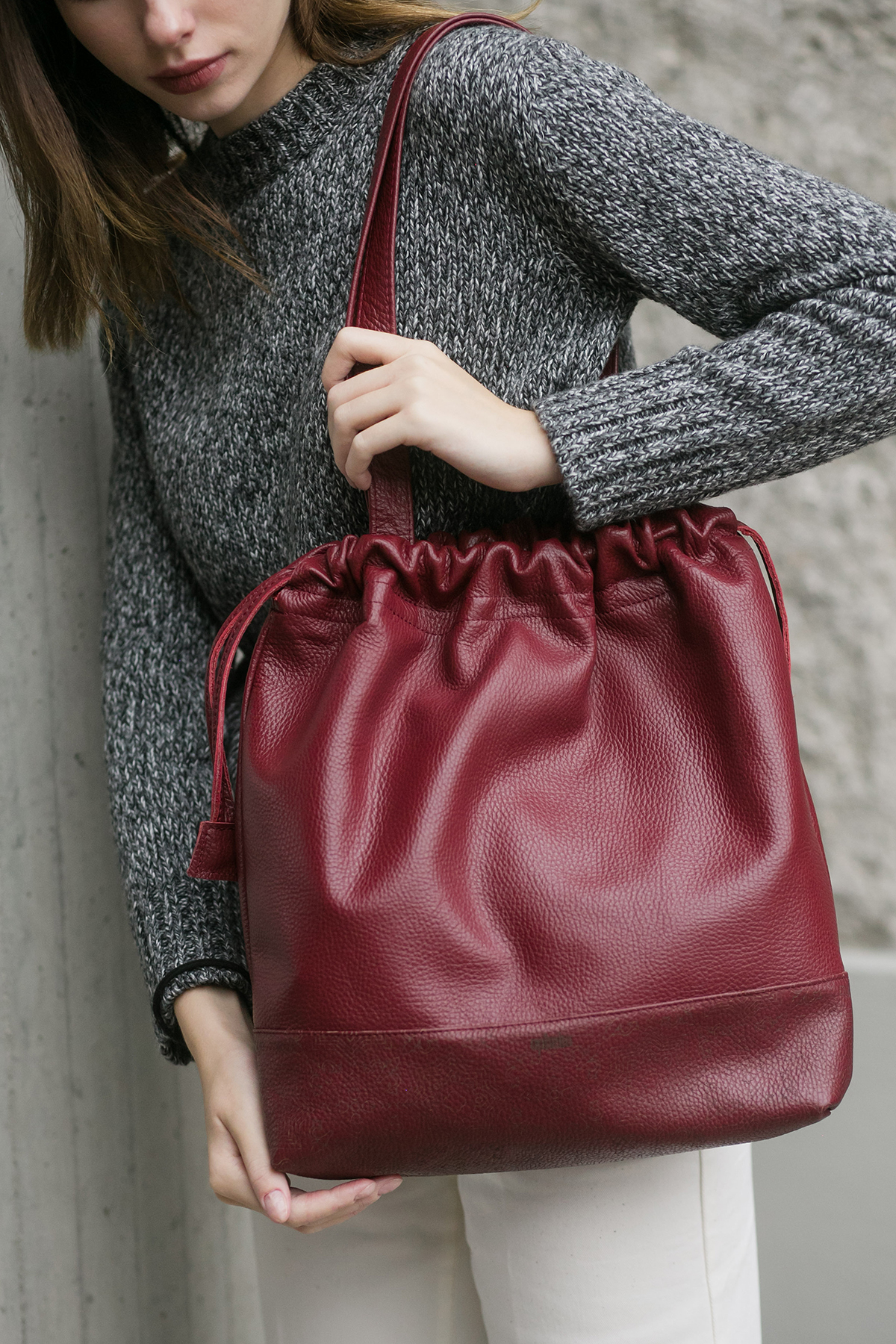 Tote bag in Burgundy Leather